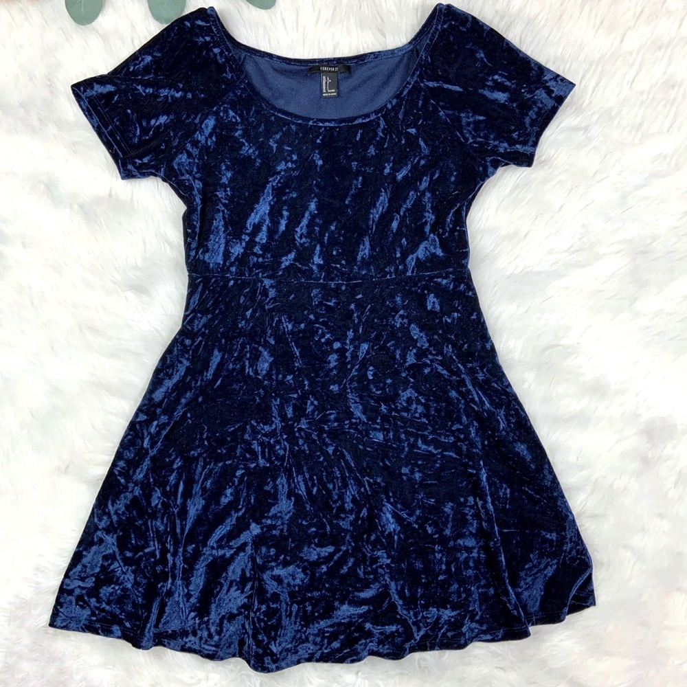 Forever 21 Blue Velvet Dress Size Large